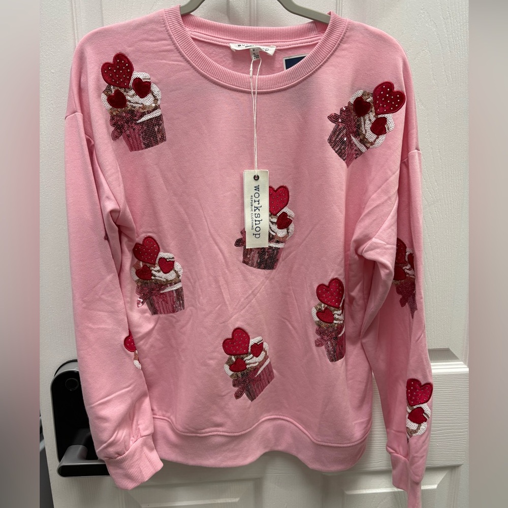 WORKSHOP PINK LONG sleeve TOP size LARGE with sequined cupcakes 🧁